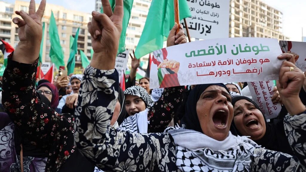 Manifestation à Beyrouth, le 29 octobre 2023, en solidarité avec les Palestiniens de Gaza (AFP/Ahmad al-Rubaye)