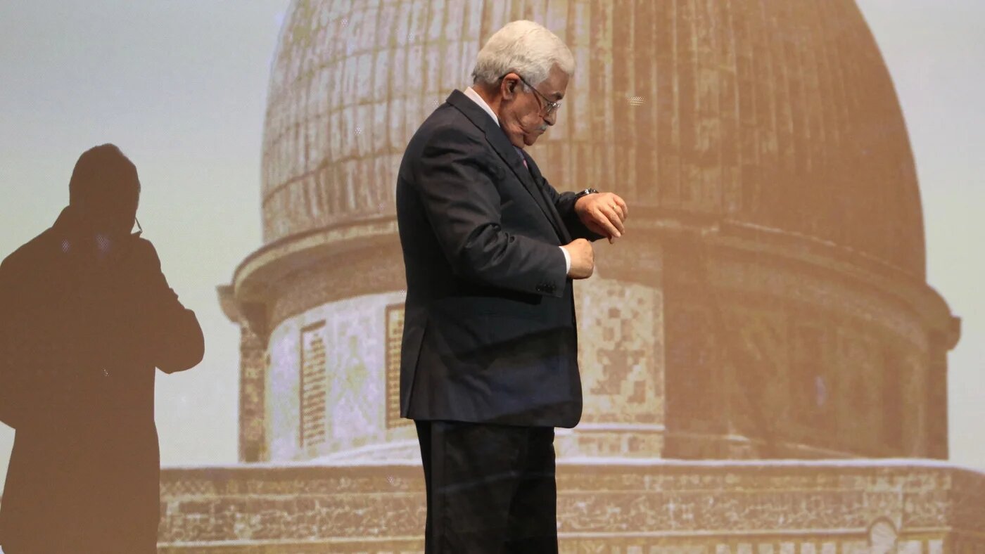 Palestinian Authority President Mahmoud Abbas speaks in Ramallah, occupied West Bank, on 4 January 2015, about efforts to join the International Criminal Court (AFP/Abbas Momani)