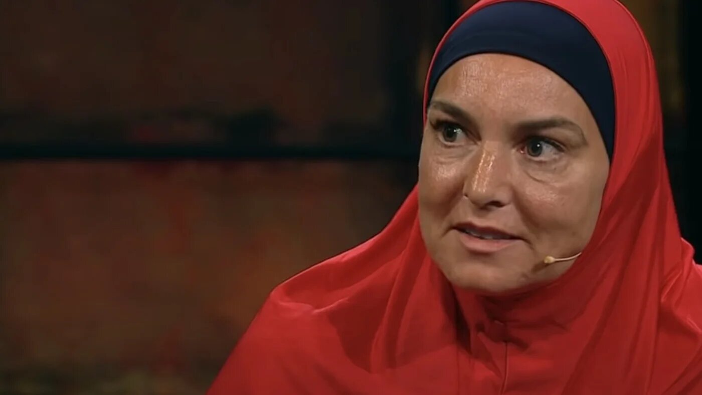 En 2018, Sinead O’Connor s’est convertie à l’islam et a changé son nom en Shuhada (martyr) Sadaqat (capture d’écran)