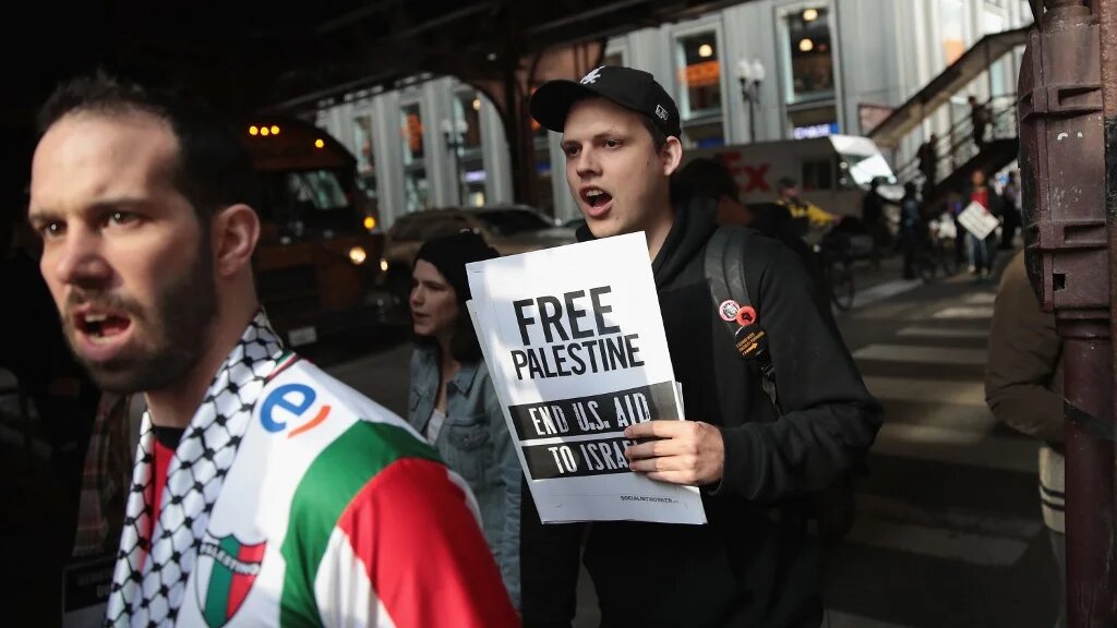 Members of the Palestinian community protest President Donald Trump's embassy to Jerusalem in Chicago, Illinois in 2018.