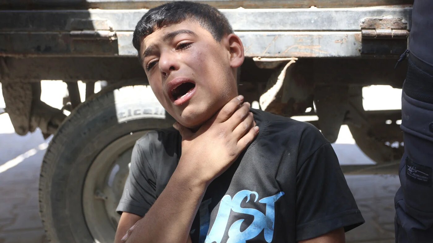 A Palestinian mourns those killed in an Israeli air strike, at al-Shifa Hospital, in Gaza City, on 23 May, 2026 (Omar al-Qattaa/AFP)