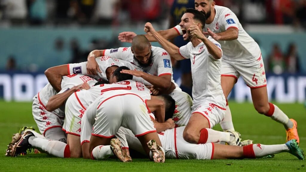 Mercredi 30 novembre à Doha. La Tunisie est éliminée de la Coupe du monde mais gagne 1 à 0 contre la France sur un but du n°10 tunisien Wahbi Khazri (AFP/Miguel Medina)