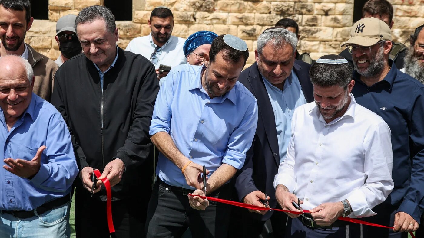 Israeli Defence Minister Israel Katz and Finance Minister Bezalel Smotrich attend a ribbon-cutting ceremony for the re-establishment of a settlement in the Palestinian village of Sanur, southwest Jenin, occupied West Bank, 19 April, 2026 (Reuters/Shir Torem)