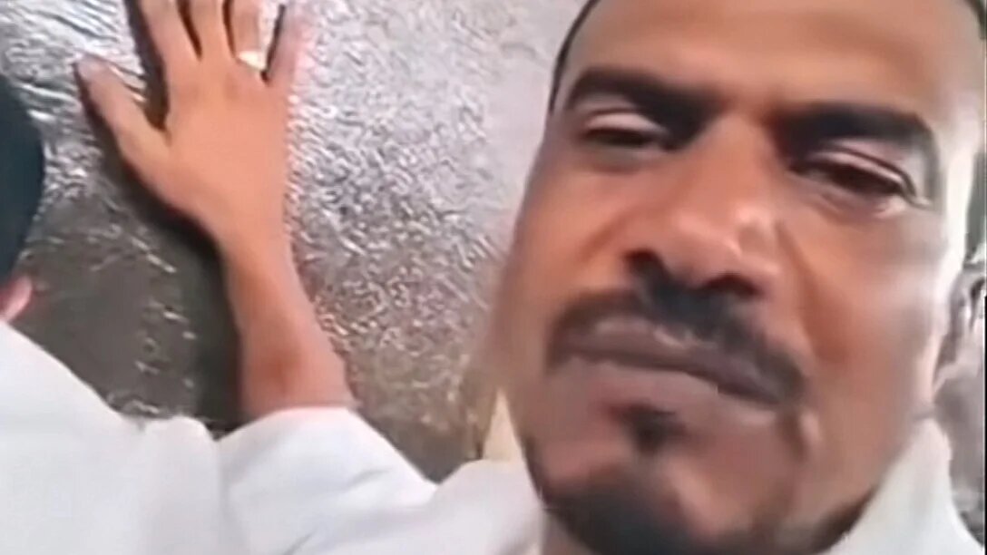 Ali Rizqallah, known by the nom de guerre 'Savannah', films himself during the Hajj pilgrimage earlier this week (Screengrab)
