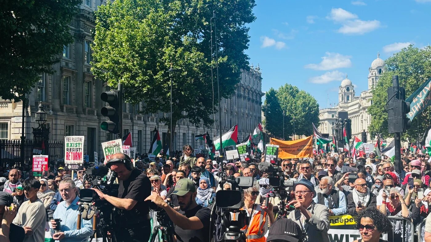 Organisers estimated that 600,000 attended Saturday's march (Middle East Eye)