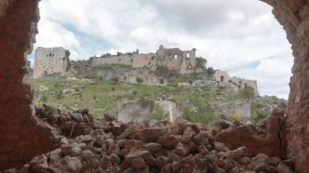Vue générale de la forteresse de Saladin, dans la province de Lattaquié, dans l’ouest de la Syrie (AFP/Louai Beshara)