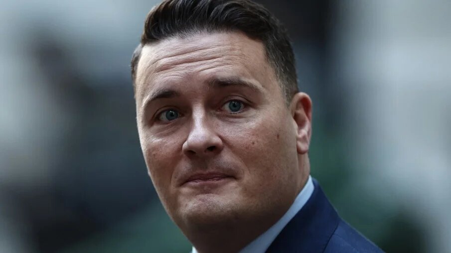 British Secretary of State for Health Wes Streeting arrives to attend a cabinet meeting at 10 Downing Street in central London on 26 November 2025 (Henry Nicholls/AFP)