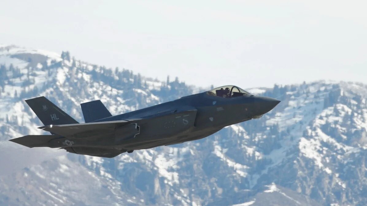 The congressional letter comes amid a growing movement in Congress aimed at curbing the president's war-waging powers