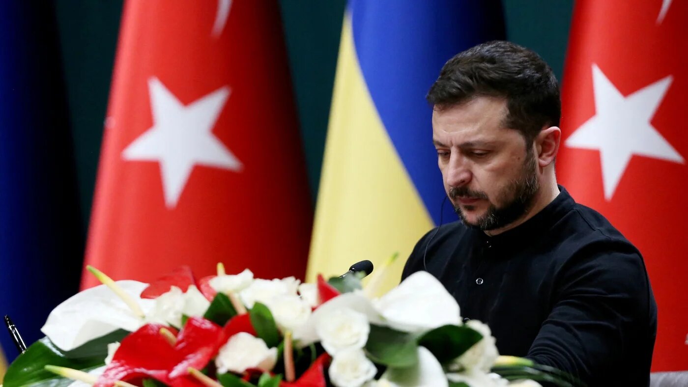 Ukrainian President Volodymyr Zelensky attends a joint news conference with Turkey’s Recep Tayyip Erdogan in Ankara, 18 February (Reuters/Cagla Gurdogan)