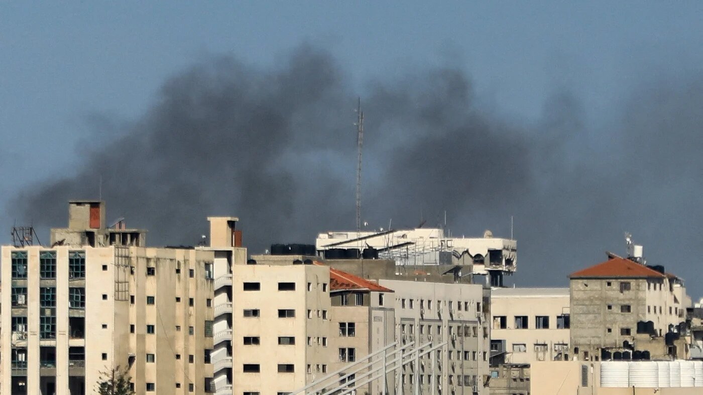 Smoke rises during an Israeli raid on al-Shifa hospital and the area around it, in Gaza City on 21 March 2024 (Reuters/Dawoud Abu Alkas)