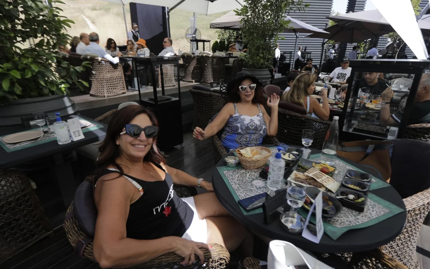 La nuitée coûte une peu plus de 500 dollars au taux officiel de change mais à peine 100 dollars sur le marché noir (AFP)