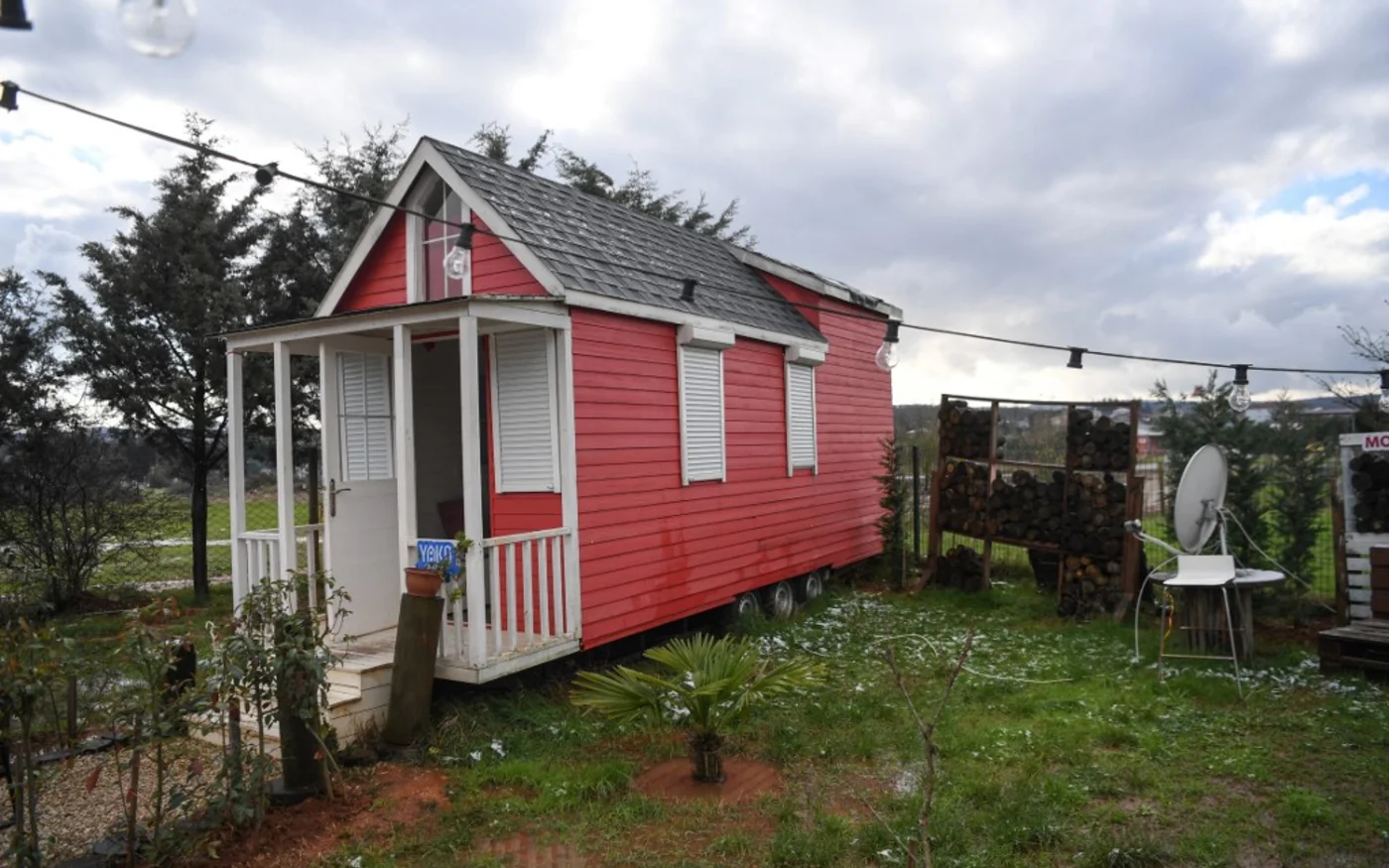 Les constructeurs de micromaisons ont vu leurs carnets de commandes se remplir depuis l’an dernier et ont bien du mal à faire face à la demande (AFP)