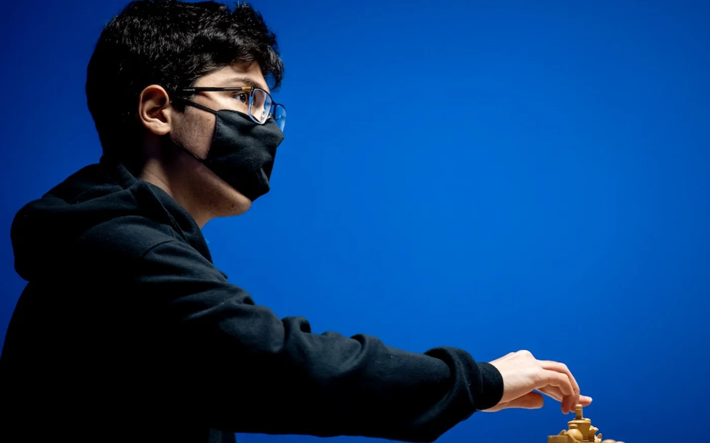 Alireza Firouzja lors de la cinquième ronde du tournoi international d’échecs TataSteel 2021 (AFP)