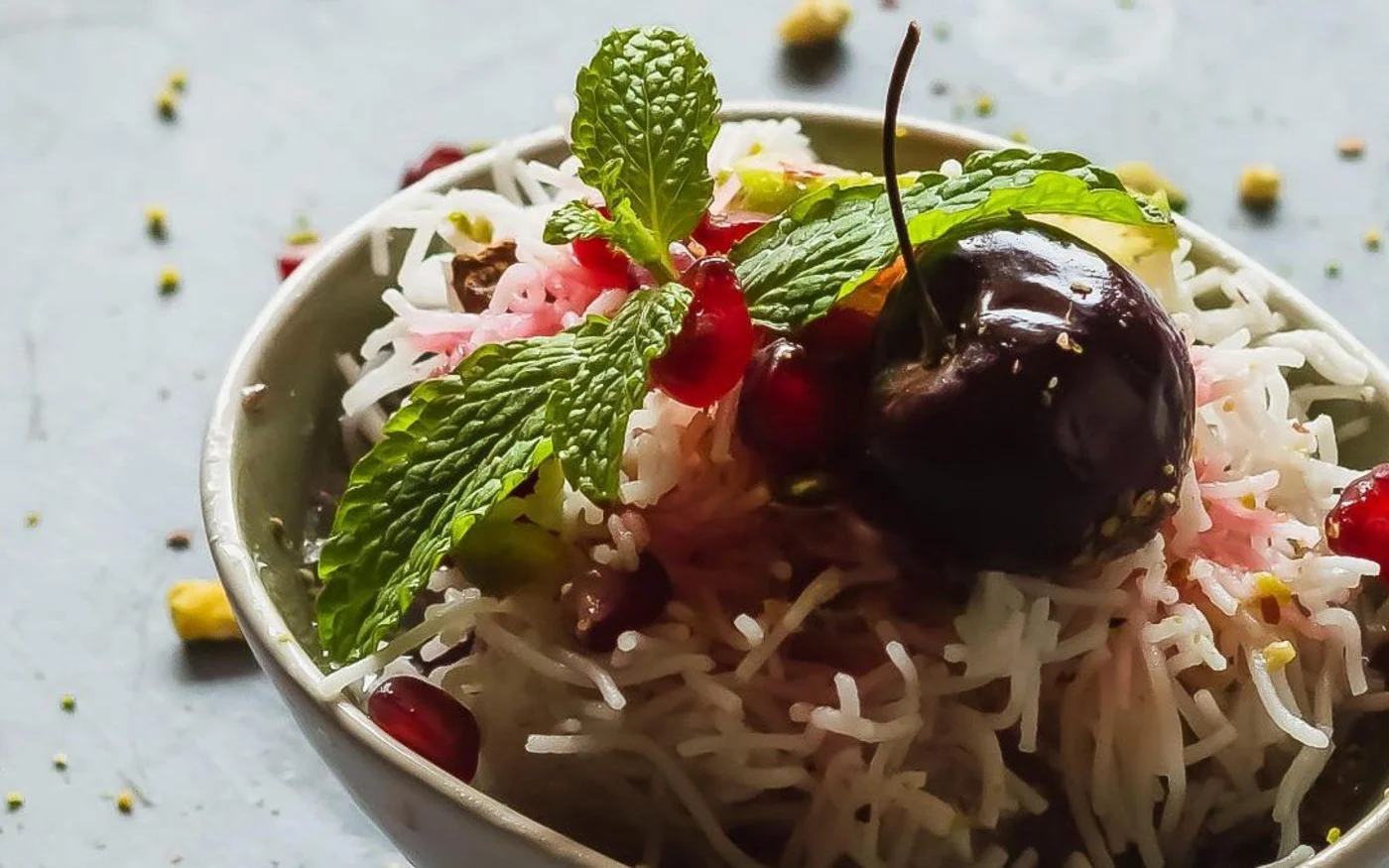 Les parfums traditionnels du faloudeh sont la pistache, le miel ou le safran (Wikimedia Commons)