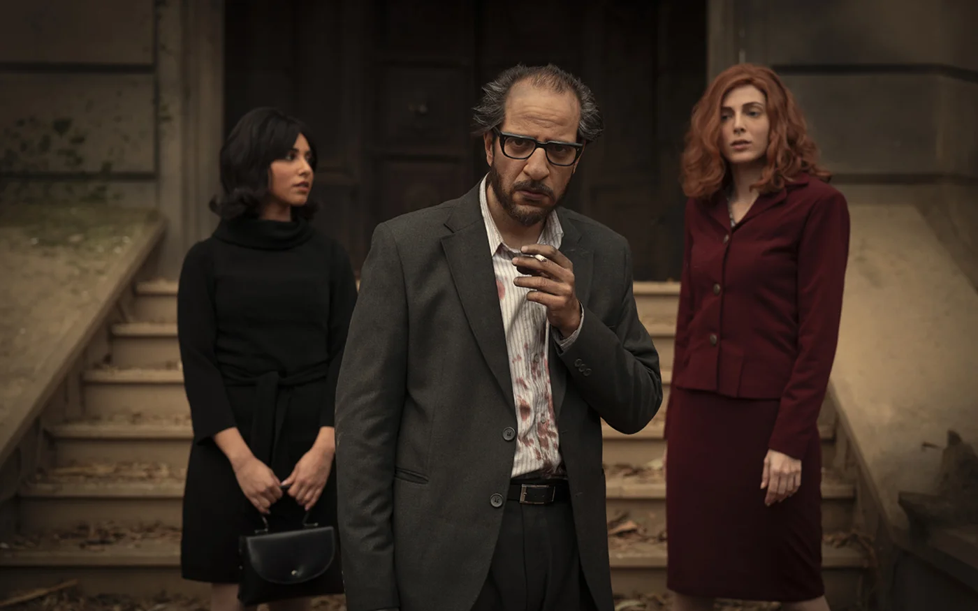 Le docteur Refaât Ismaïl, antihéros sceptique, empêtré dans son propre triangle des Bermudes amoureux (capture d’écran)