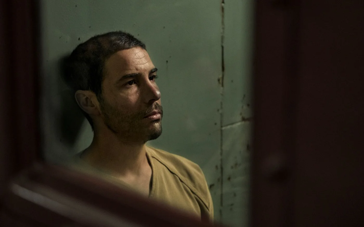 Tahar Rahim interprète Mohamedou ould Slahi dans Désigné coupable (STX Films)
