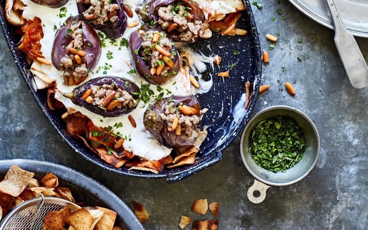 Aubergines farcies à la tomate et yaourt