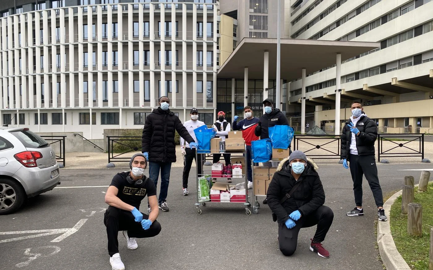 À Creil, au nord de Paris, des bénévoles lancent des actions de solidarité envers les personnes les plus vulnérables ainsi que le personnel soignant (avec l’aimable autorisation d’Ummah Charity)