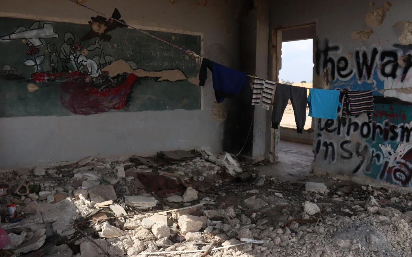 Un bâtiment de l’école bombardé dans la ville de Binnish, dans la campagne d’Idleb (MEE/Muhammad al Hosse)