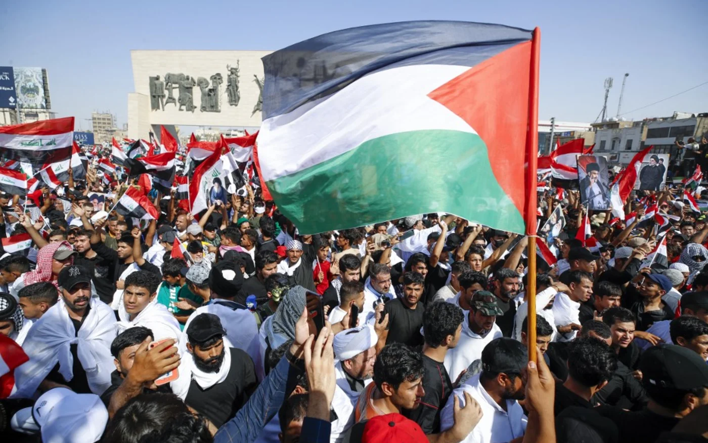 Manifestation anti-israélienne sur la place Tahrir à Bagdad, le 13 octobre 2023 (AFP/Ahmad Al-Rubaye)