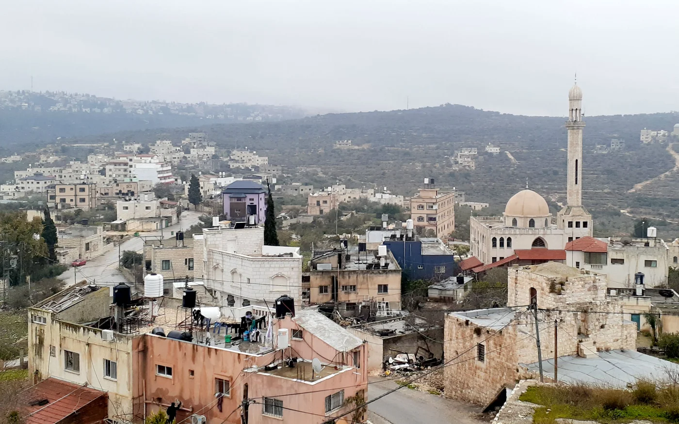 Toutes les activités du comité de Qira sont menées sur la base du volontariat par les habitants du village (MEE/Ahmad Taamallah)