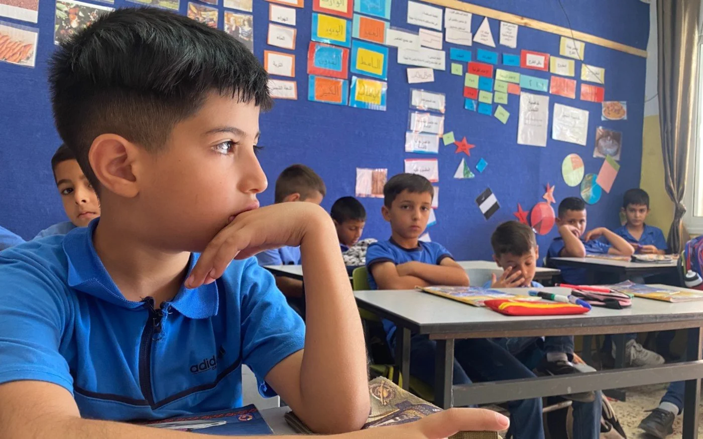 Les amis de Rayyan dans leur salle de classe (MEE/Shatha Hammad)