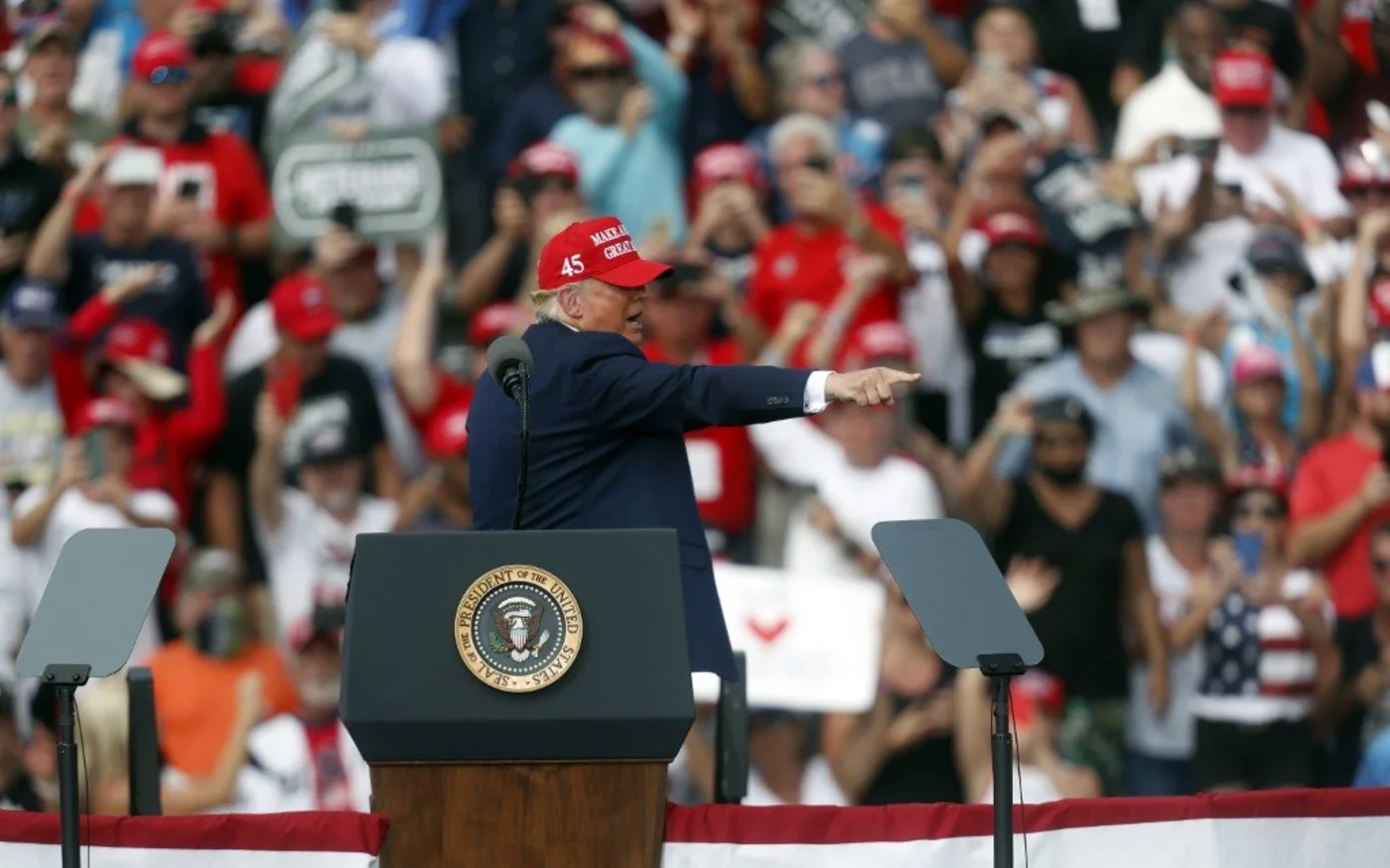Le président américain Donald Trump s’exprime en Floride, le 29 octobre (AFP)