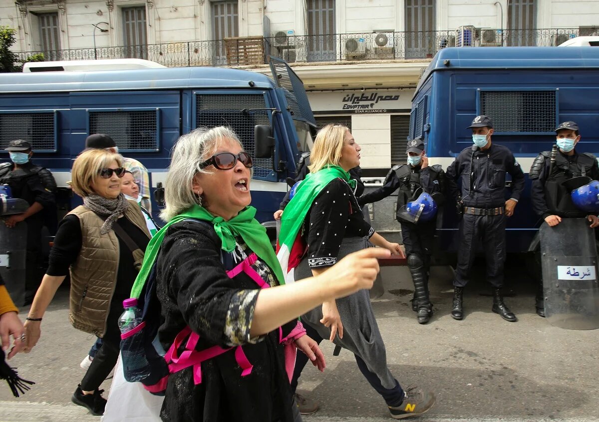 algeria coronavirus  covid-19 protest