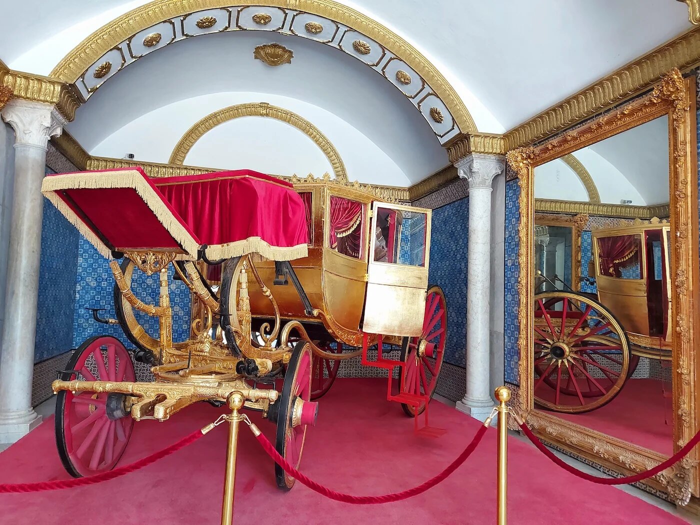 La berline à sept glaces (MEE/Ahlem Mimouna)