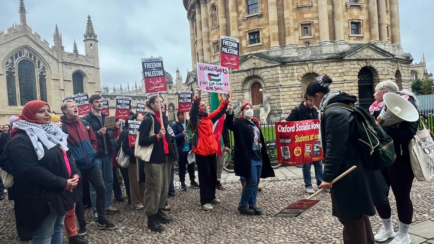 oxford-students-protest-gaza-7-feb-2024-mee.jpg