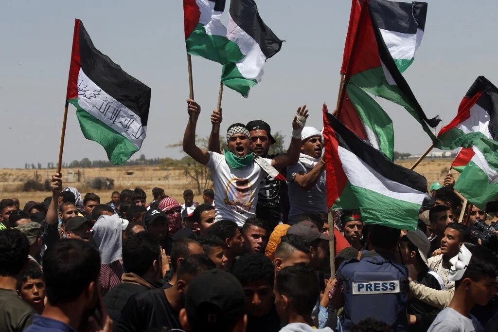 Palestinians protesting in Gaza