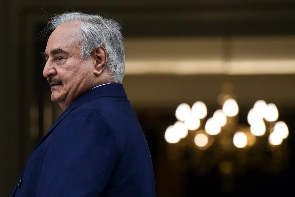 Selon l’avocat chargé de la plainte aux États-Unis, « le but premier est d’obtenir justice et imputabilité pour la conduite criminelle de Haftar et de sa milice » (AFP)