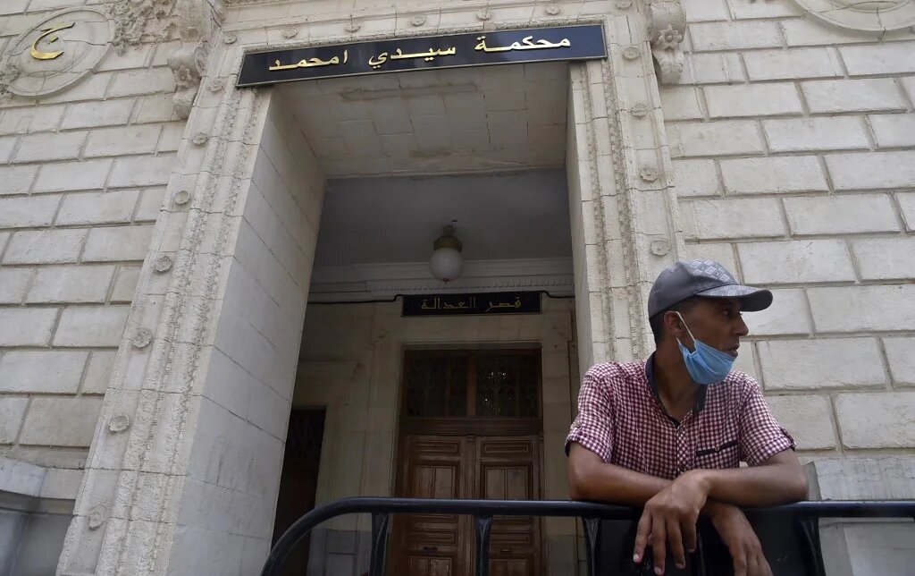 La loi punit de trois à cinq ans d’emprisonnement et/ou d’une amende « quiconque offense le prophète ou dénigre le dogme ou les préceptes de l’islam » (AFP)