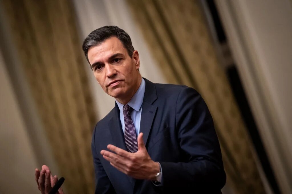 La classe politique espagnole, de gauche comme de droite, a condamné, pour une fois à l’unisson, la décision de Pedro Sánchez (en photo) d’abandonner sa traditionnelle neutralité active, vieille de plusieurs décennies, sur le dossier du Sahara occidental (AFP/Vladimir Simicek)