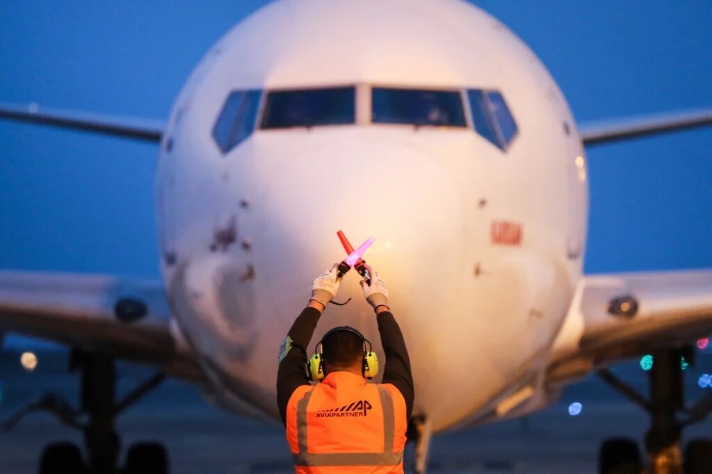 En plus de certains politiques, plusieurs chefs d’entreprise et gérants de sociétés ont dû s’expliquer sur leurs activités au moment où ils devaient voyager (AFP/Valery Hache)