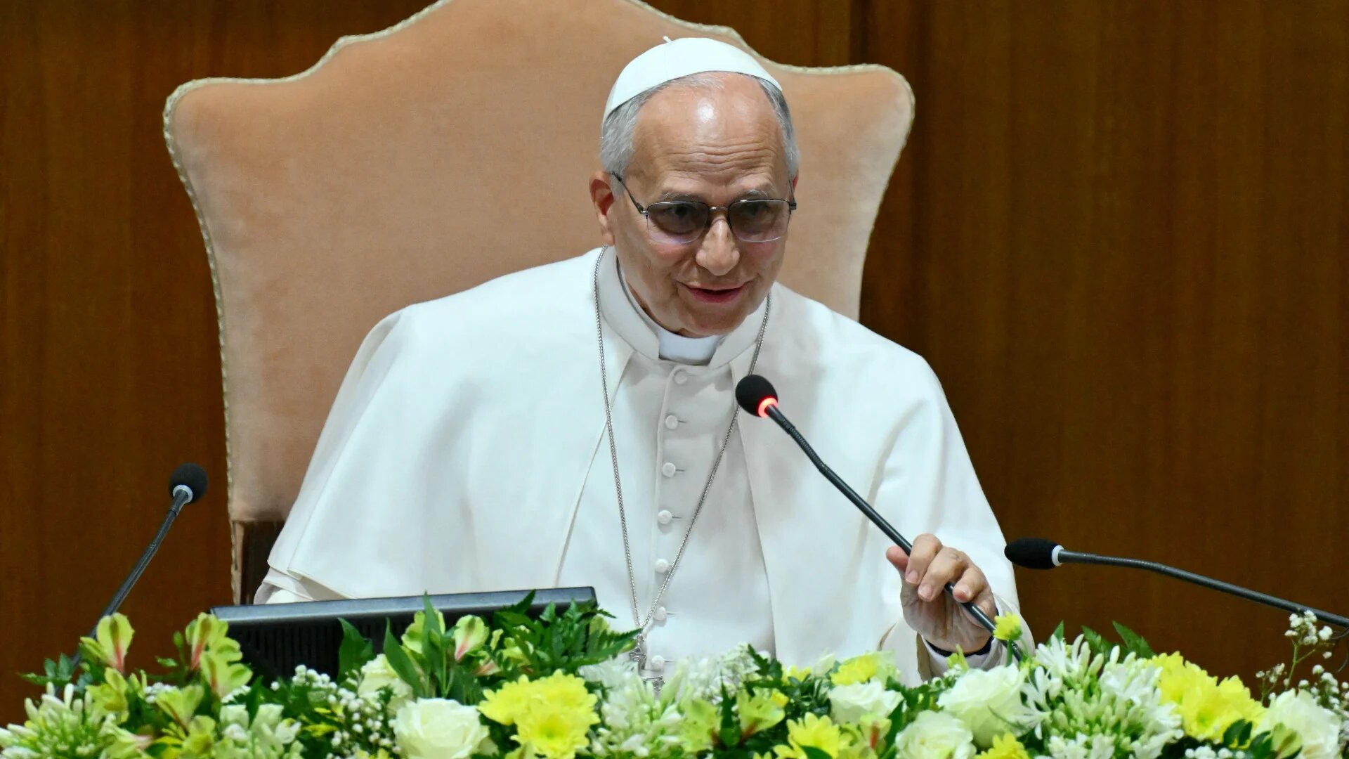Pope Leo XIV presents his first encyclical 'Magnifica Humanitas' at the Vatican on 25 May 2026 (AFP/Alberto Pizzoli)
