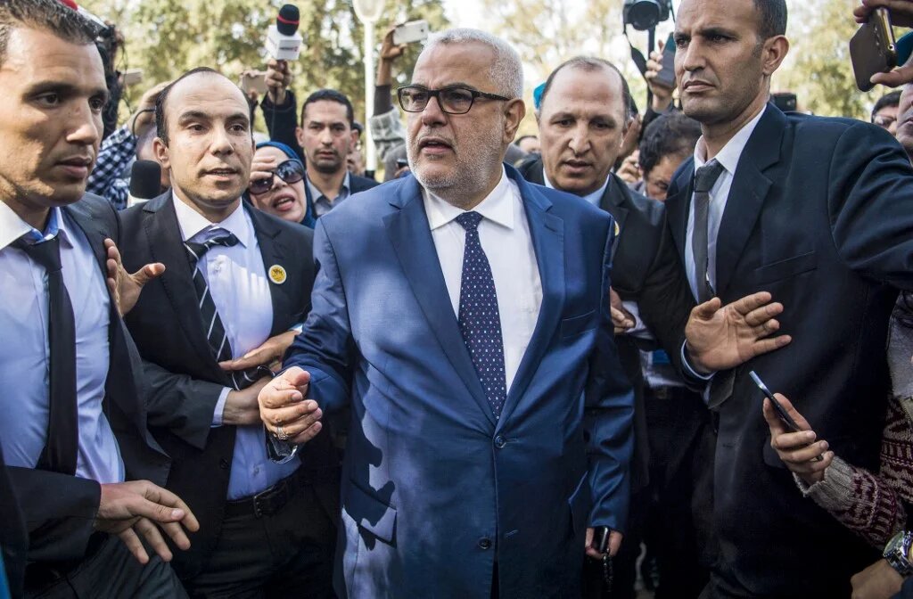 Abdelilah Benkirane « veut revenir car il est apprécié par une large majorité des militants mais il attend que sa candidature soit défendue au sein des instances du parti », confie un membre du conseil national du PJD (AFP/Fadel Senna)