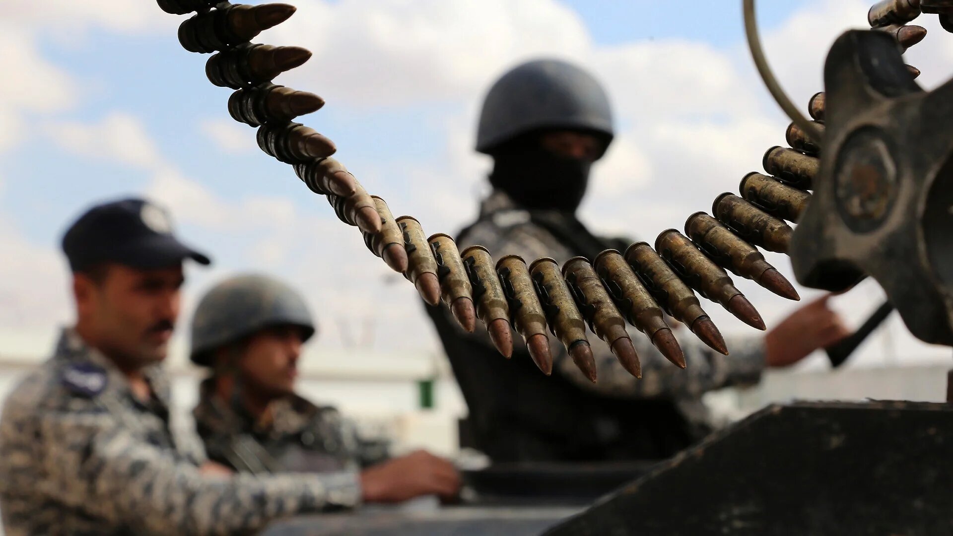 A Jordanian soldier stands at the northeastern border with Syria (AP/File photo)