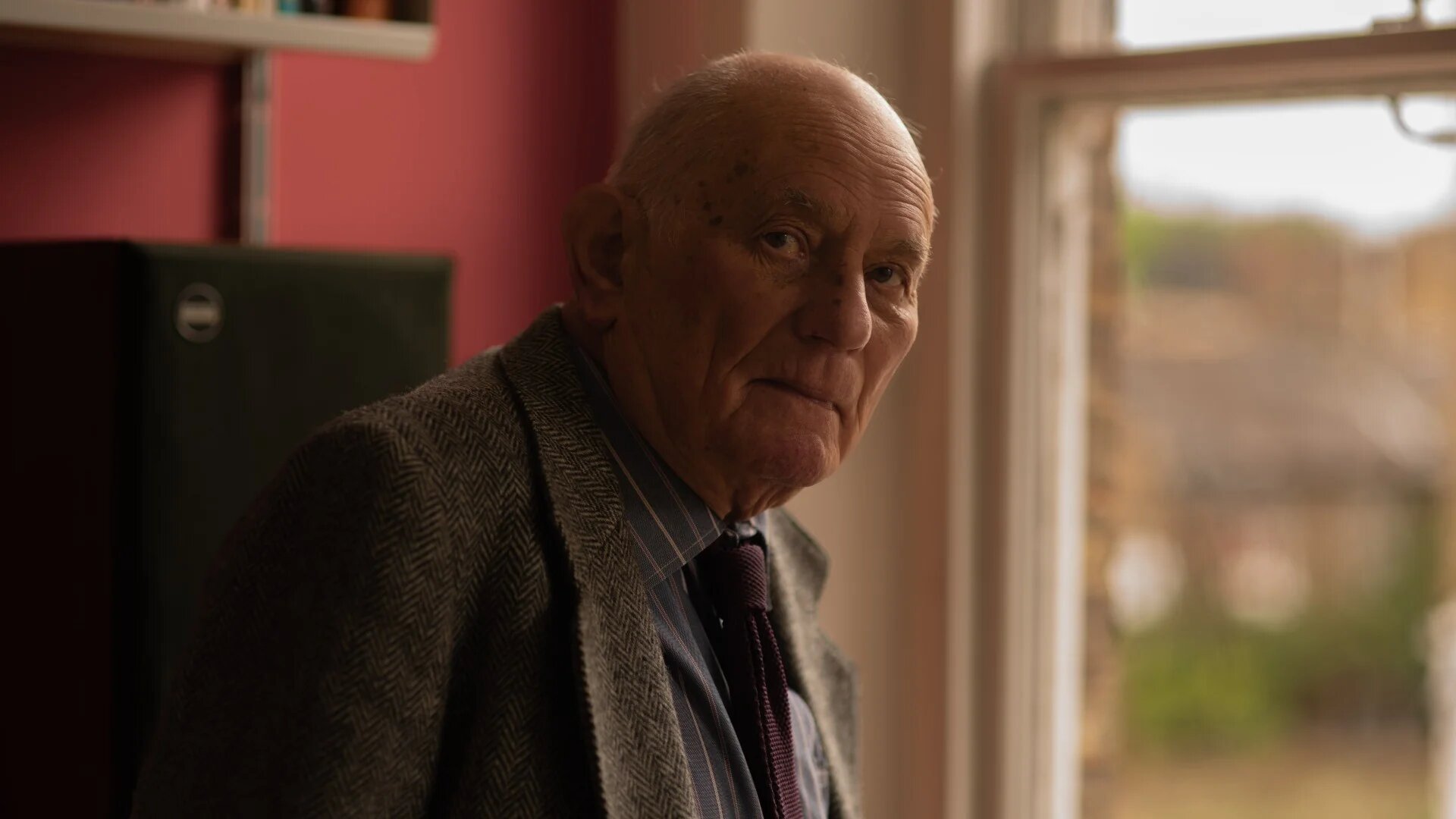 Stephen Kapos remembers hiding from the Nazis in Hungary and hearing his father's recollections of Belsen-Bergen (MEE/Hossam Sarhan)