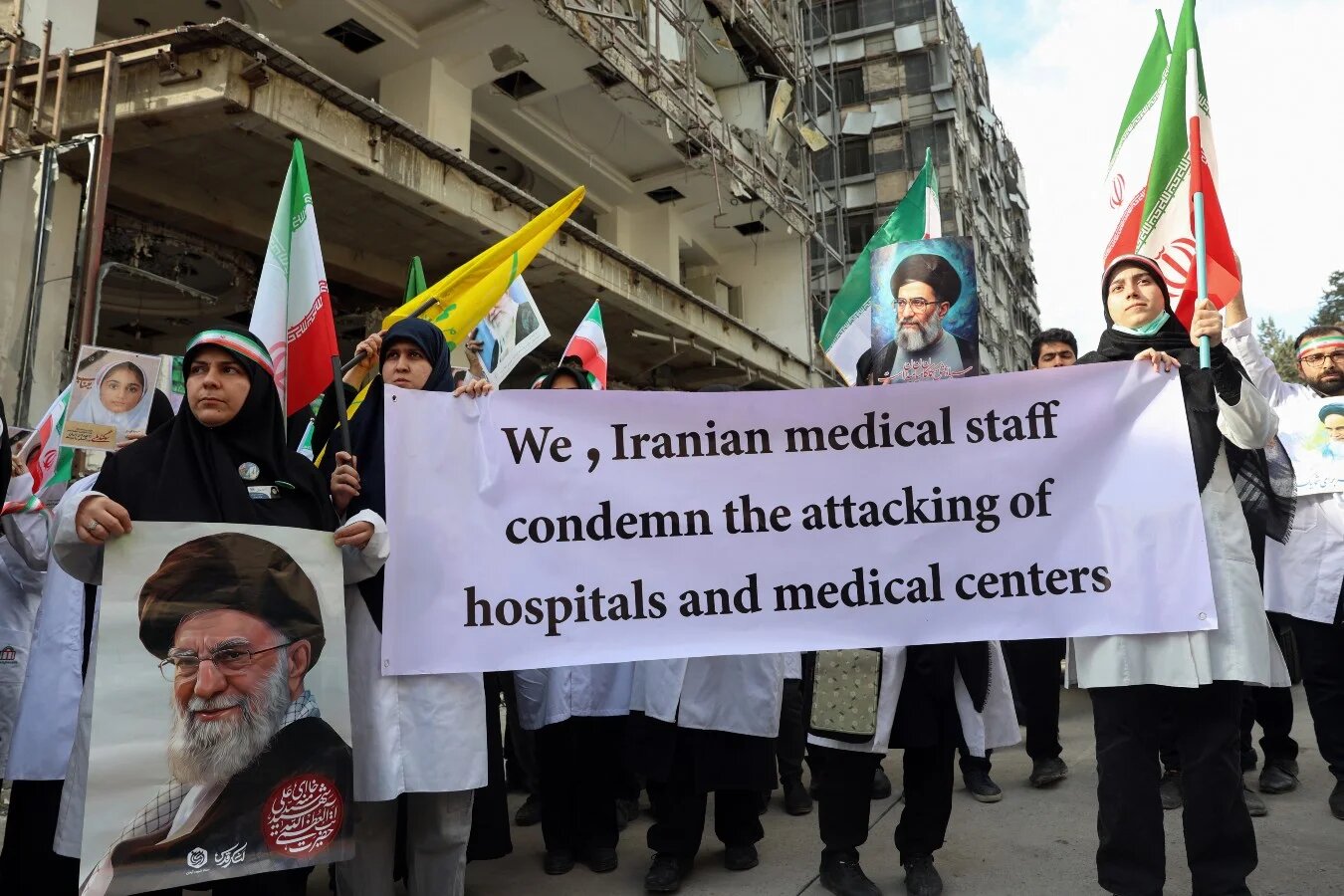 Iranian medics protest