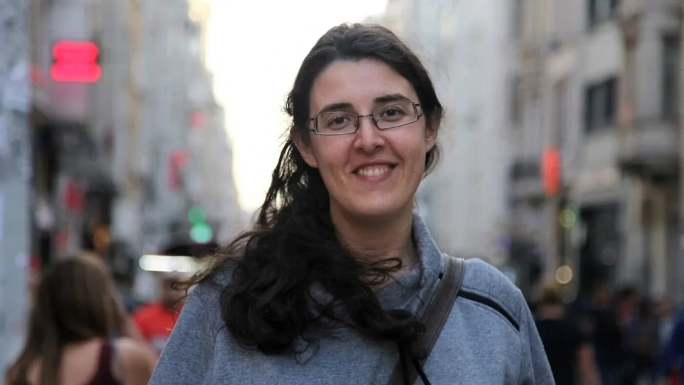 Israeli-Russian academic Elizabeth Tsurkov in Istanbul, 26 May 2017 (Ahmad Mohamad/AFP)