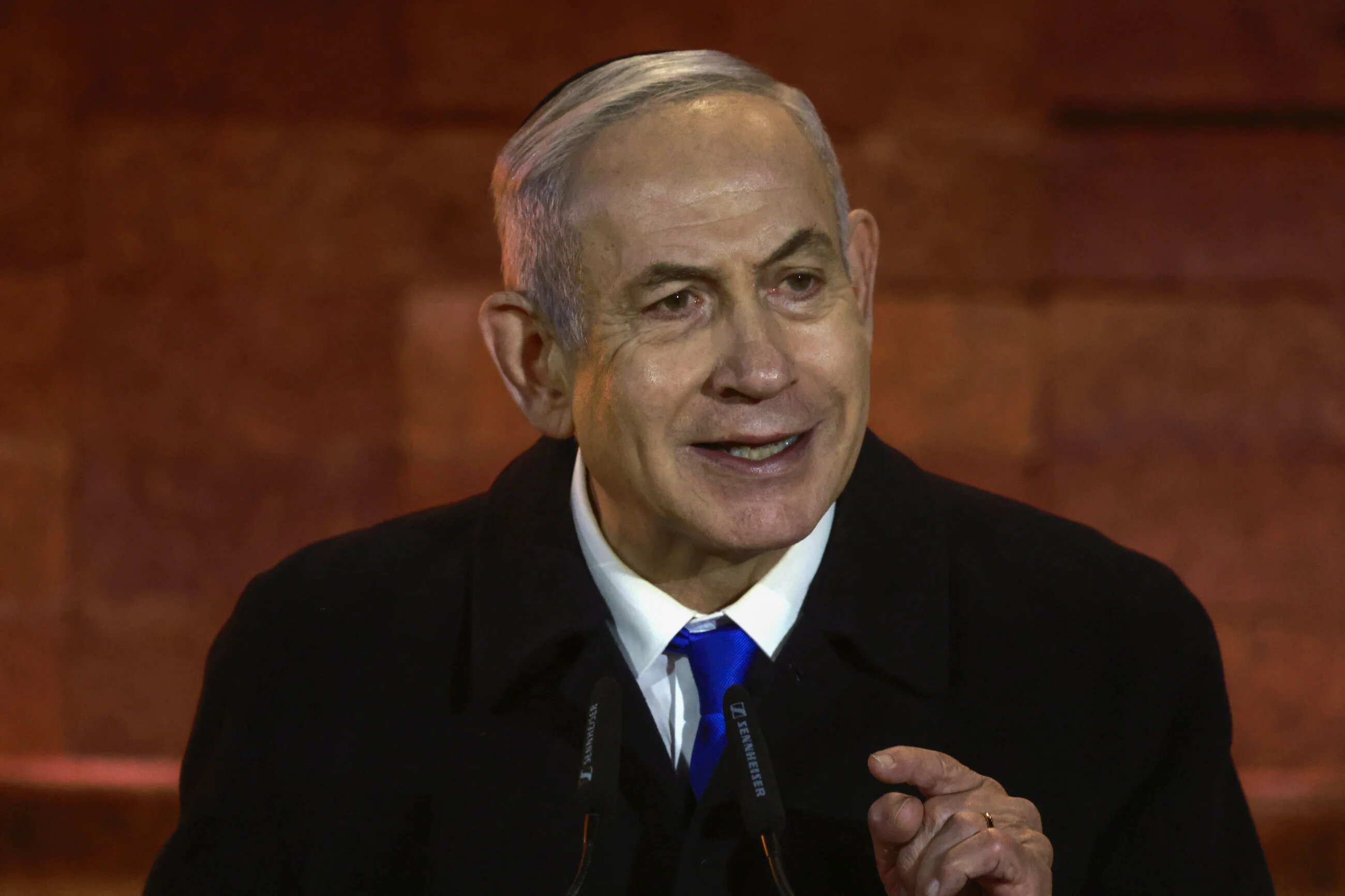 Israel's Prime Minister Benjamin Netanyahu speaks during a ceremony marking Holocaust Remembrance Day on 5 May.(afp)