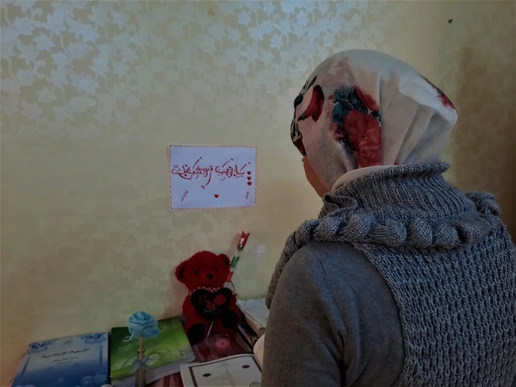 Nihal a réussi à rompre ses fiançailles avec un homme de plus de dix ans son aîné. Elle voudrait aujourd’hui continuer ses études pour devenir pharmacienne (MEE/Clothilde Mraffko)