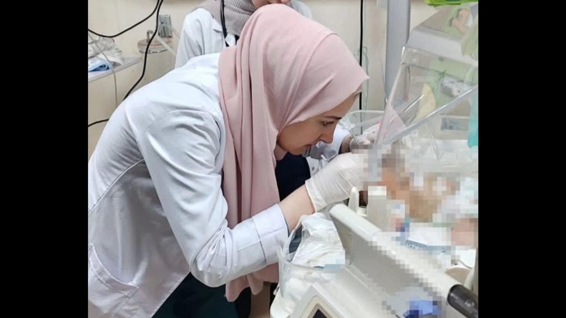 Gaza-DoctorThabatSaleem-X-MuneerAlBoursh