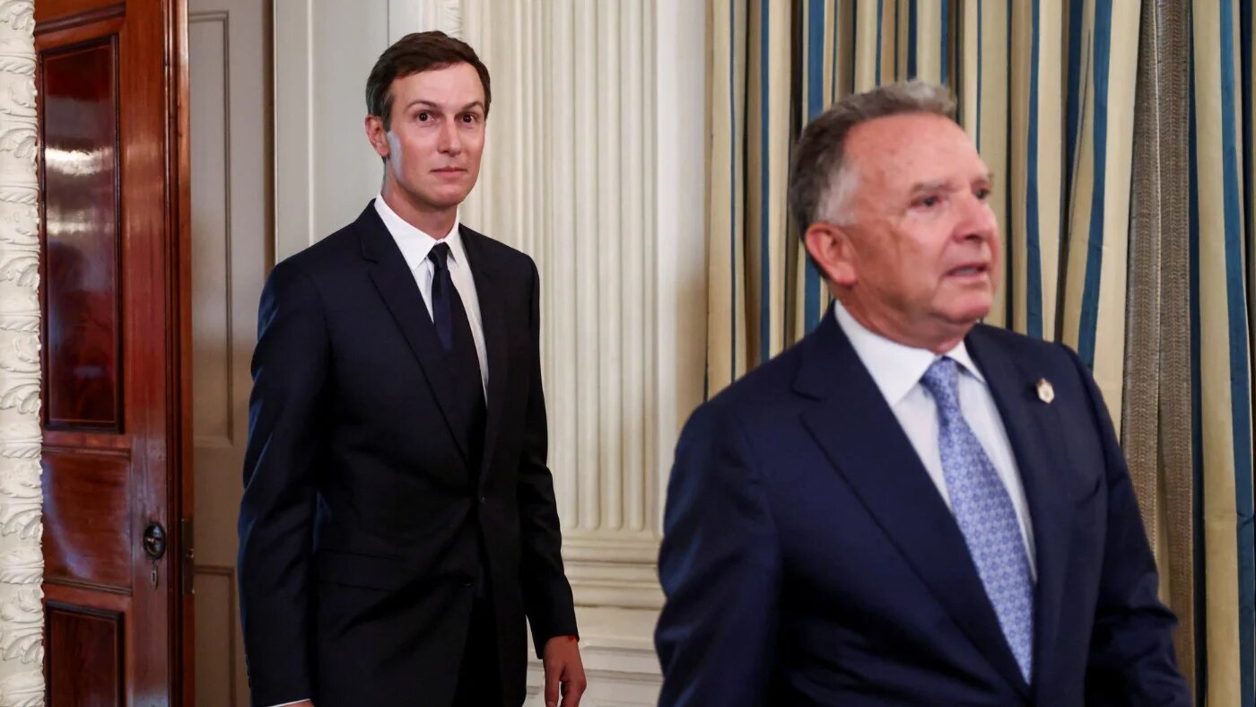 Jared Kushner and White House Special Envoy Steve Witkoff at the White House, 29 September 2025 (Kevin Lamarque/Reuters)
