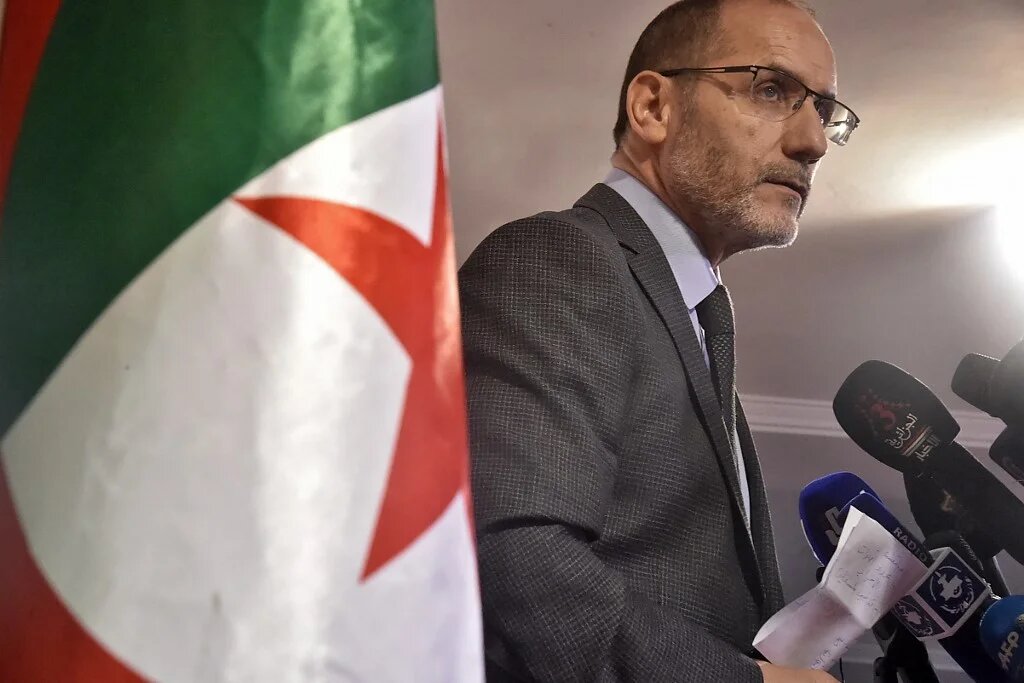 Abderrazak Makri, ex-président du Mouvement de la société pour la paix (MSP) et candidat potentiel à la présidentielle 2024, a été empêché de quitter l’Algérie pour se rendre à des rencontres du Forum de Kuala Lumpur dont il est président (Ryad Kramdi/AFP)