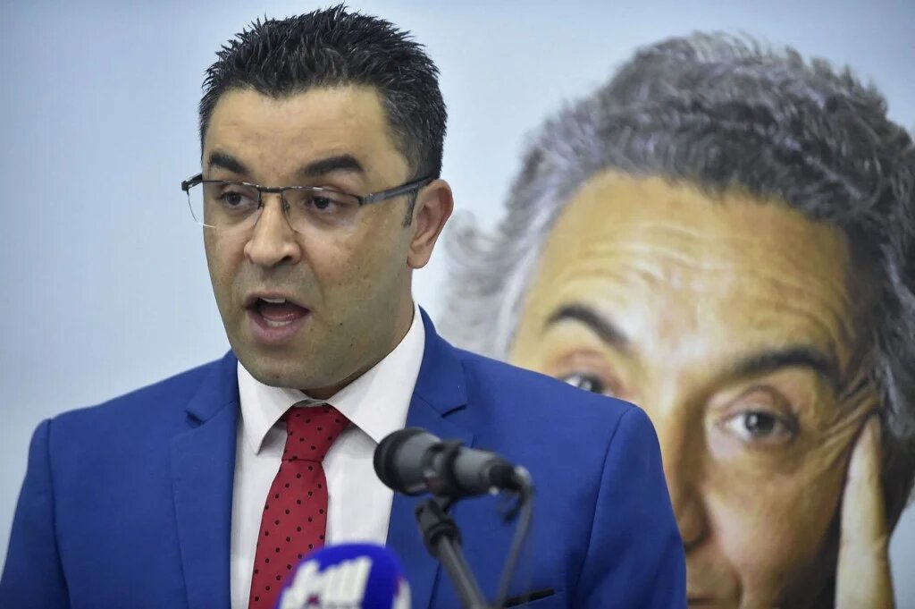 Youcef Aouchiche, ancien journaliste et actuel sénateur de Tizi-Ouzou, est devenu en 2020 premier secrétaire national du parti (AFP/Ryad Kramdi)