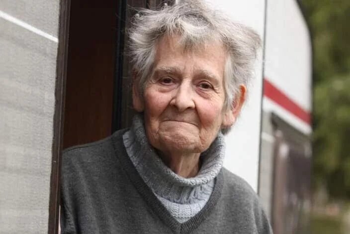 Attachée viscéralement à l’Algérie, Monique Hervo confie à la fin de sa vie à ses amis son souhait de devenir algérienne. Sa naturalisation a lieu en 2018 (Twitter)