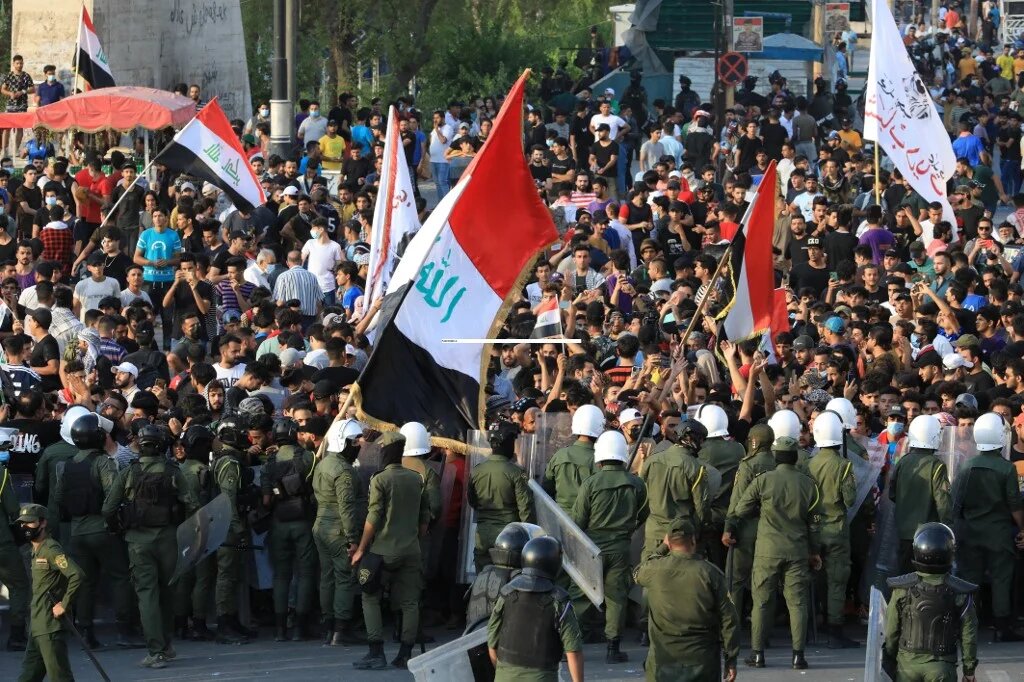 Thousands of demonstrators gathered in Baghdad to demand the disclosure of the killers of activists and journalists who were assassinated during the past two years.