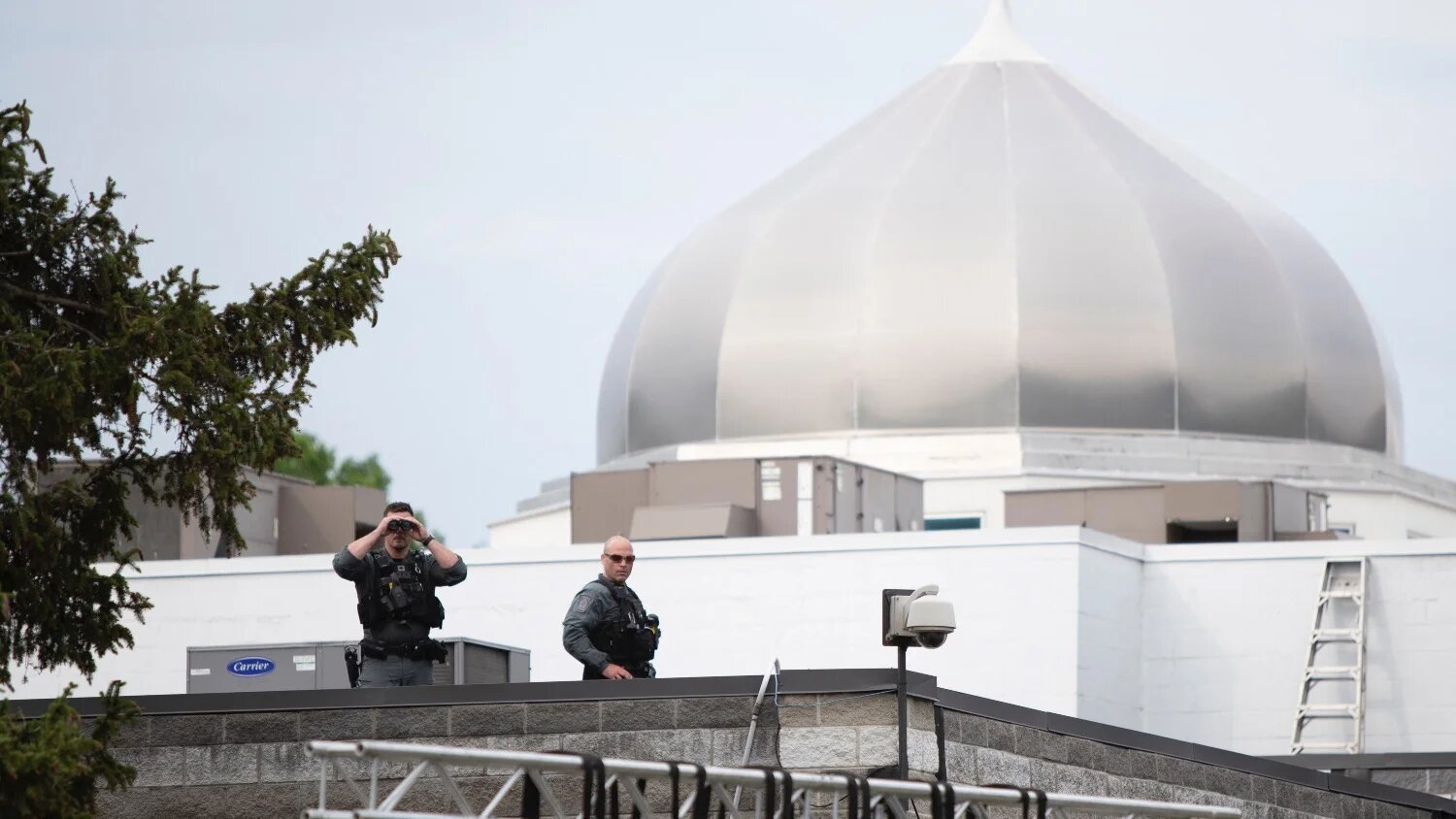 The shutting down of several Muslim charities in Canada has created a "chilling effect" and drop in contributions, according to Mahmuda Khan, executive director of the charity Human Concern International.